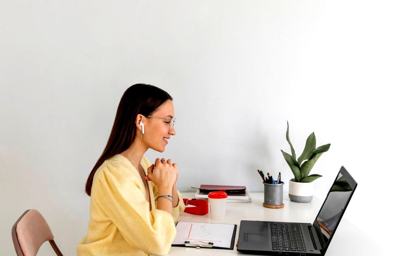 People working together on financial planning